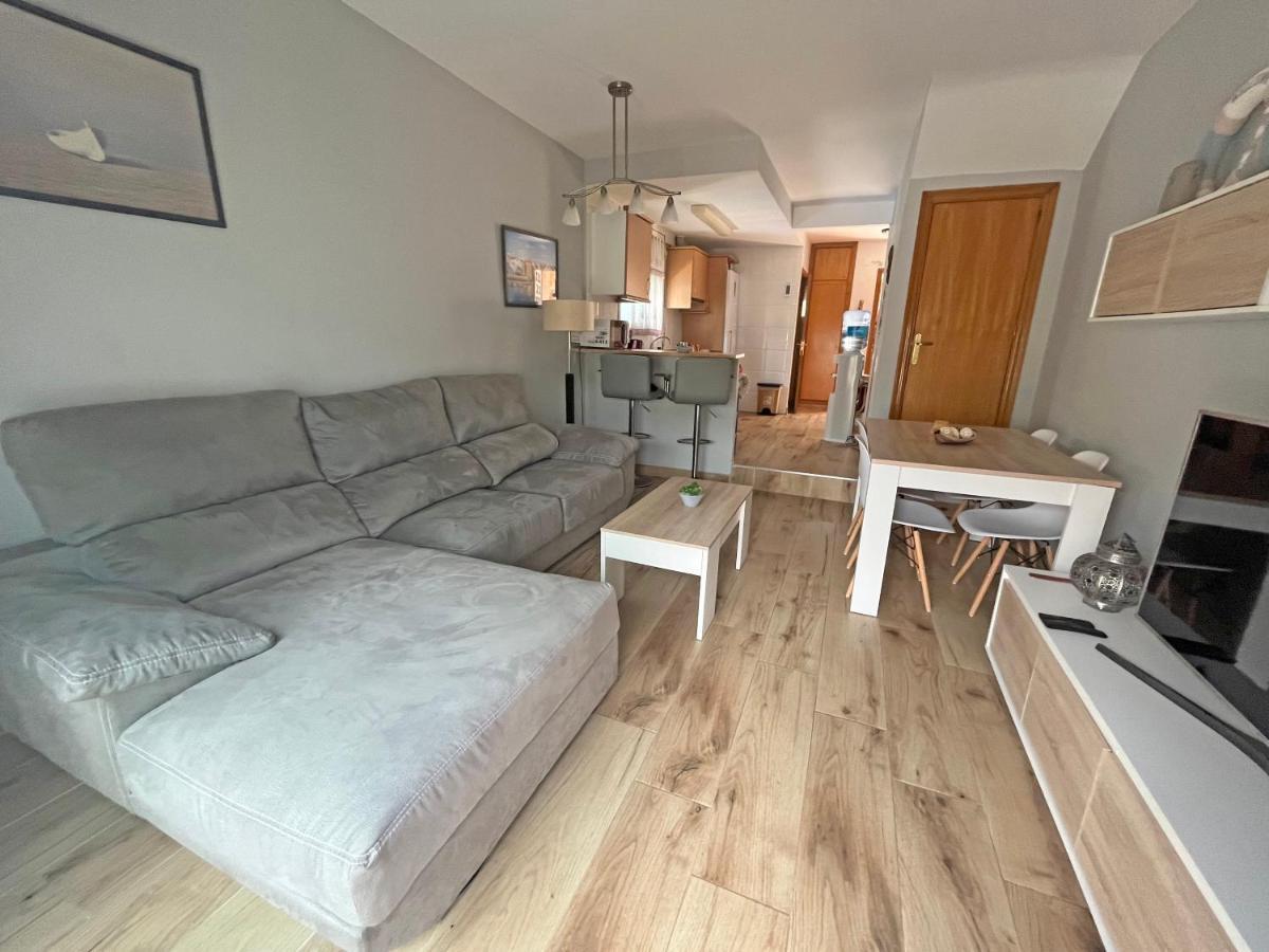 Casa En Vilafortuny Con Barbacoa Piscina Comunitaria Cambrils Zewnętrze zdjęcie